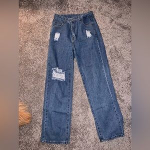 Woman’s SHEIN straight leg jeans